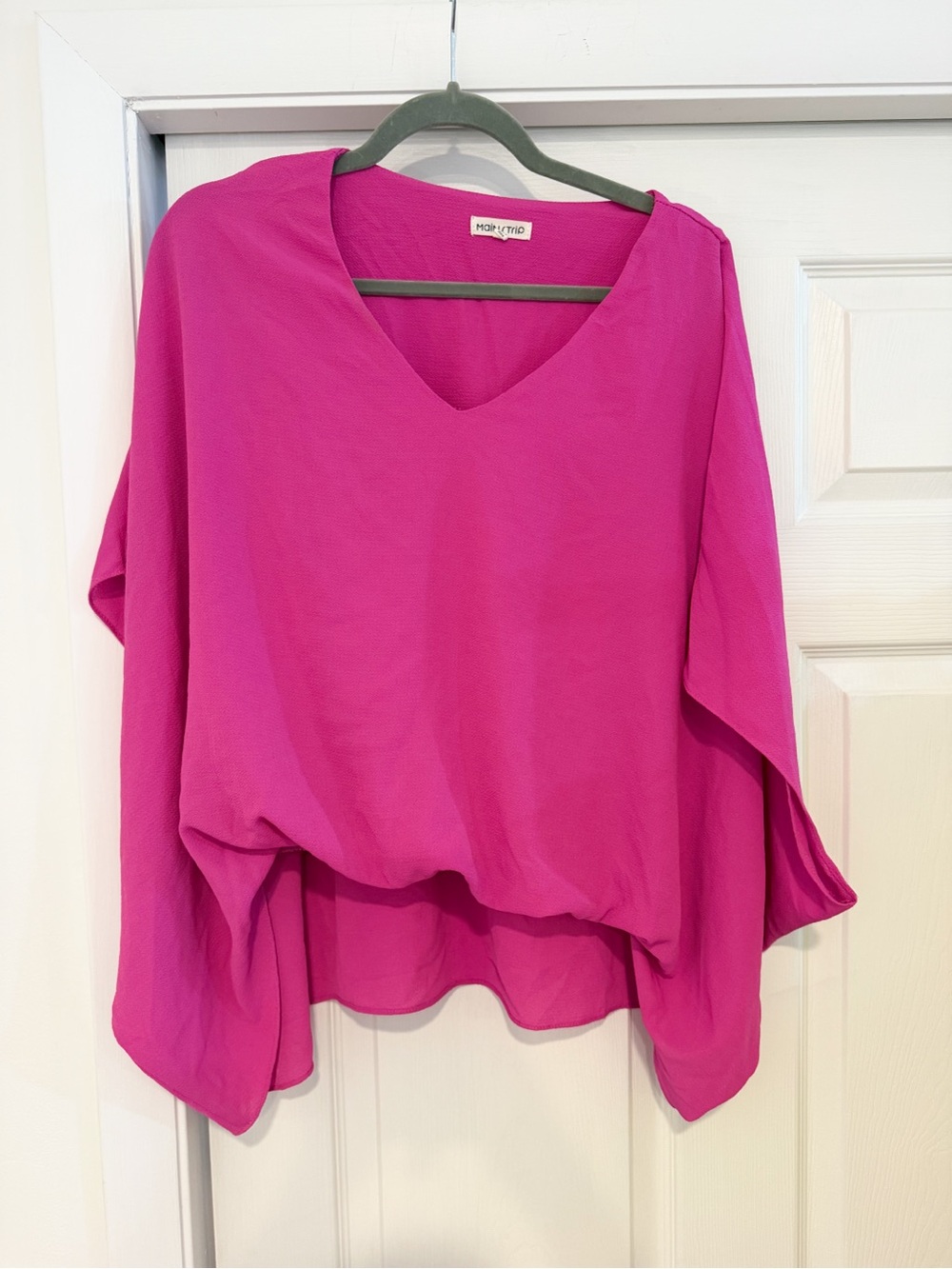 Main Strip Fuchsia V-Neck Flow Blouse